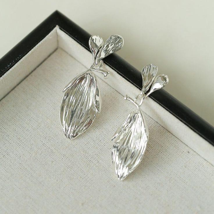 Tulip Leaf Drop Earrings